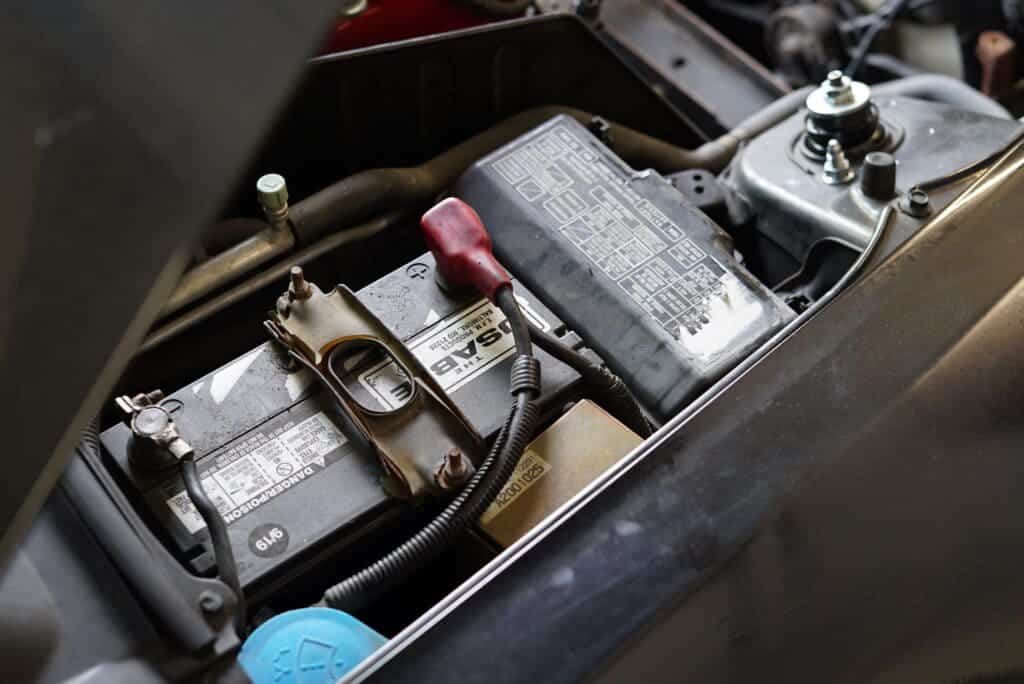 zoomed in view of car battery